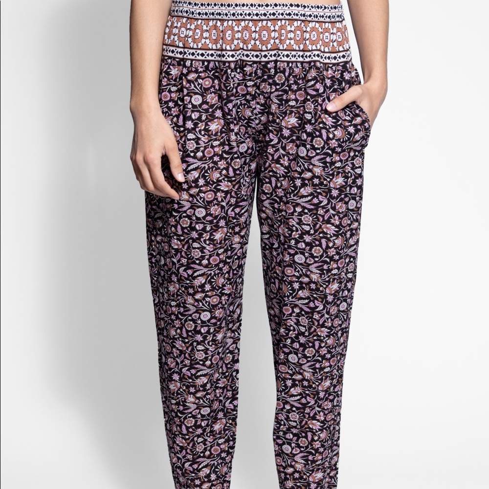 Xirena Payton Pant Black Amber